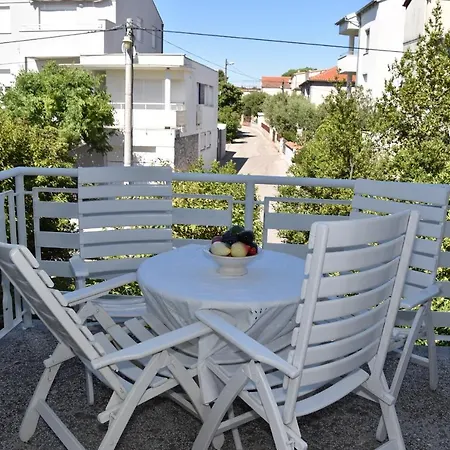 With Parking Space Biograd Na Moru, Biograd - 19886 アパート